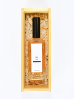 Oud Perfume