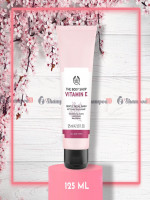Gentle Facial Wash with Vitamin E: Nourishing and Revitalizing Skin