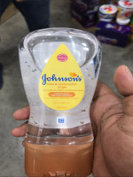 Johnson's Baby Oil Gel with Shea & Cocoa Butter 192ml