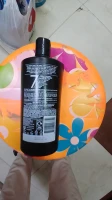 TRESemmé Botanique Nourish & Replenish Shampoo with Coconut Oil & Aloe Vera 700ml