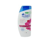 Head and Shoulders Smooth &amp; Silky Anti Dandruff Shampoo 350ml