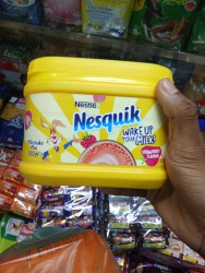 Nestle Nesquik Wake Up Your Milk Strawberry Flavour 300g