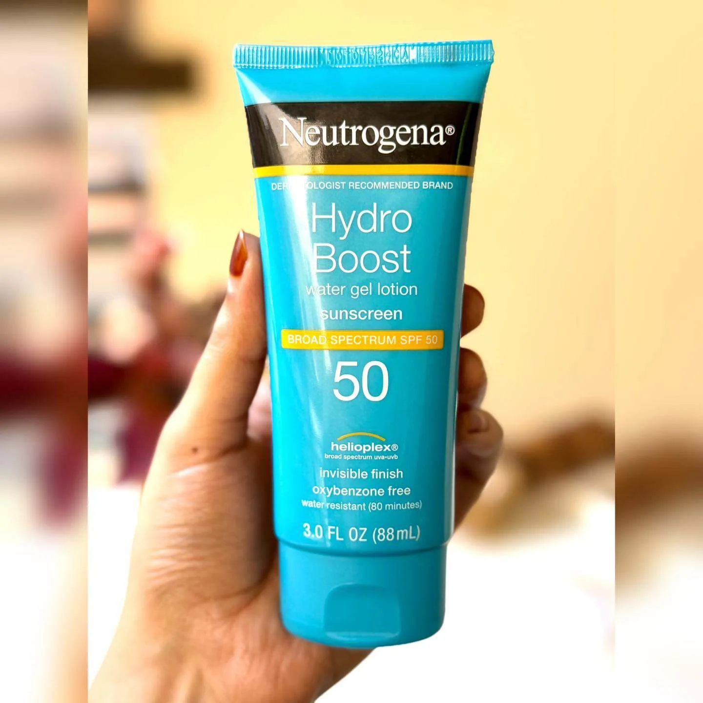 Neutrogena Hydro Boost Water Gel Lotion Sunscreen SPF 50 88ml