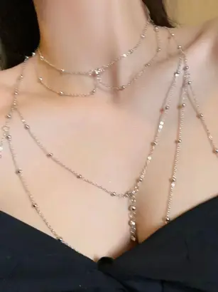 Fashionable Diamond Garden Bead Chain Body Chain Decorated with Sparkling Diamond Pendant Tassel Necklace Chest Chain Fashionable Women's European and American Trendy Chain